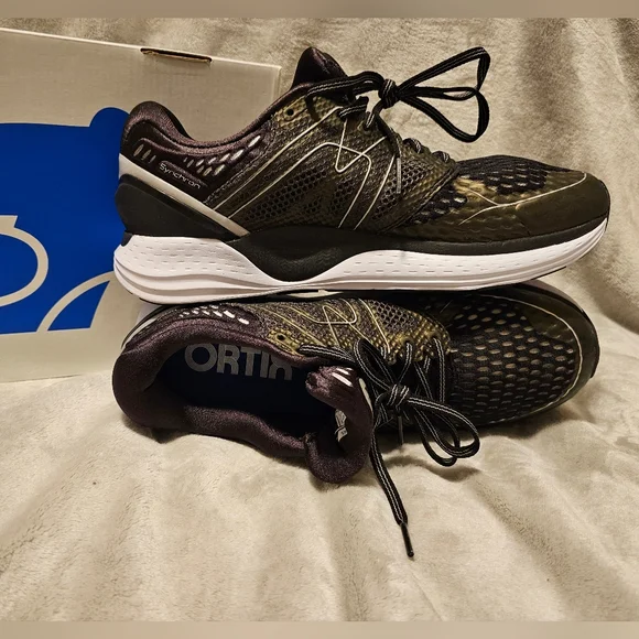 Karhu Synchron Ortix MRS Running Shoes - Picture 15 of 16